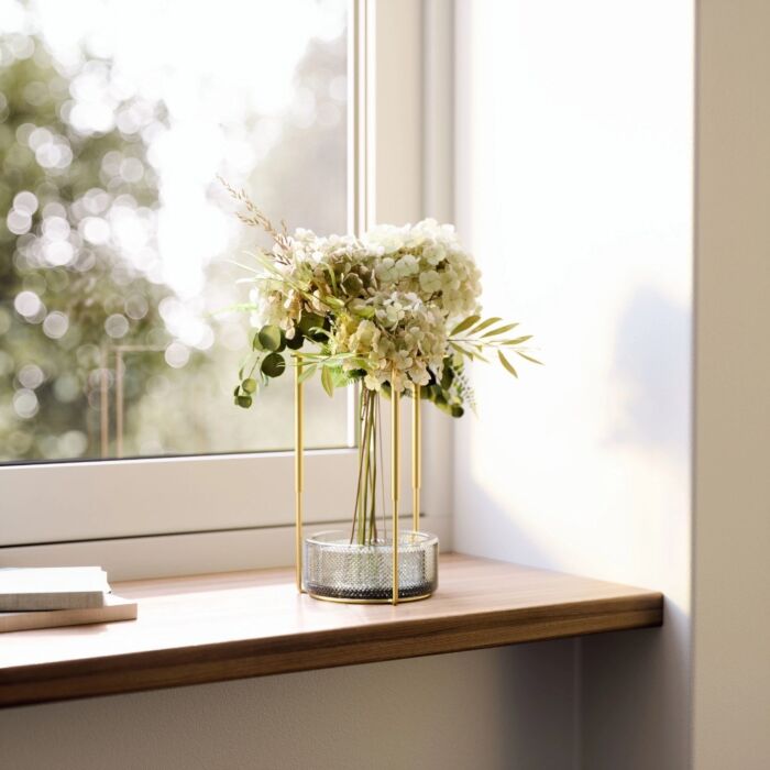 Umbra - Tesora Adjustable Vase - Brass